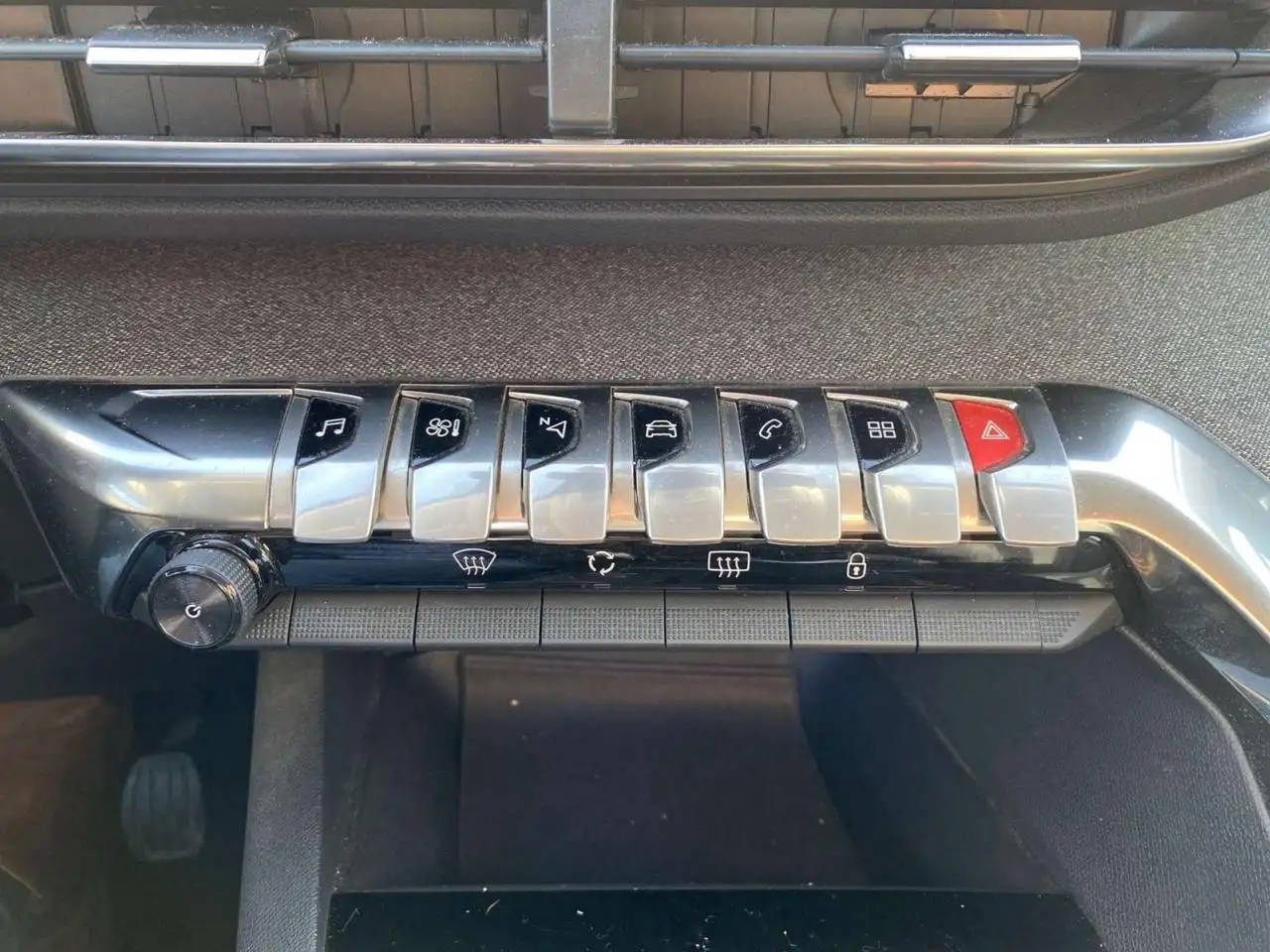 Peugeot 3008 3008 — photo 17