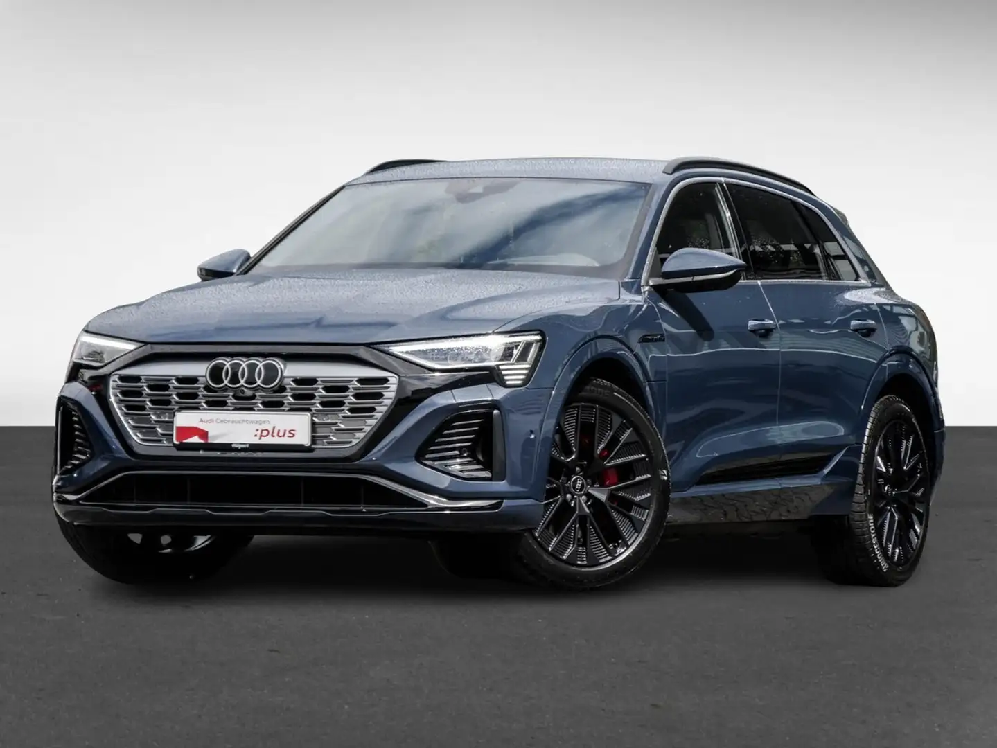 Audi Q8 e-tron 55 quattro S LINE 360°CAM ACC LM21 Blauw - 2