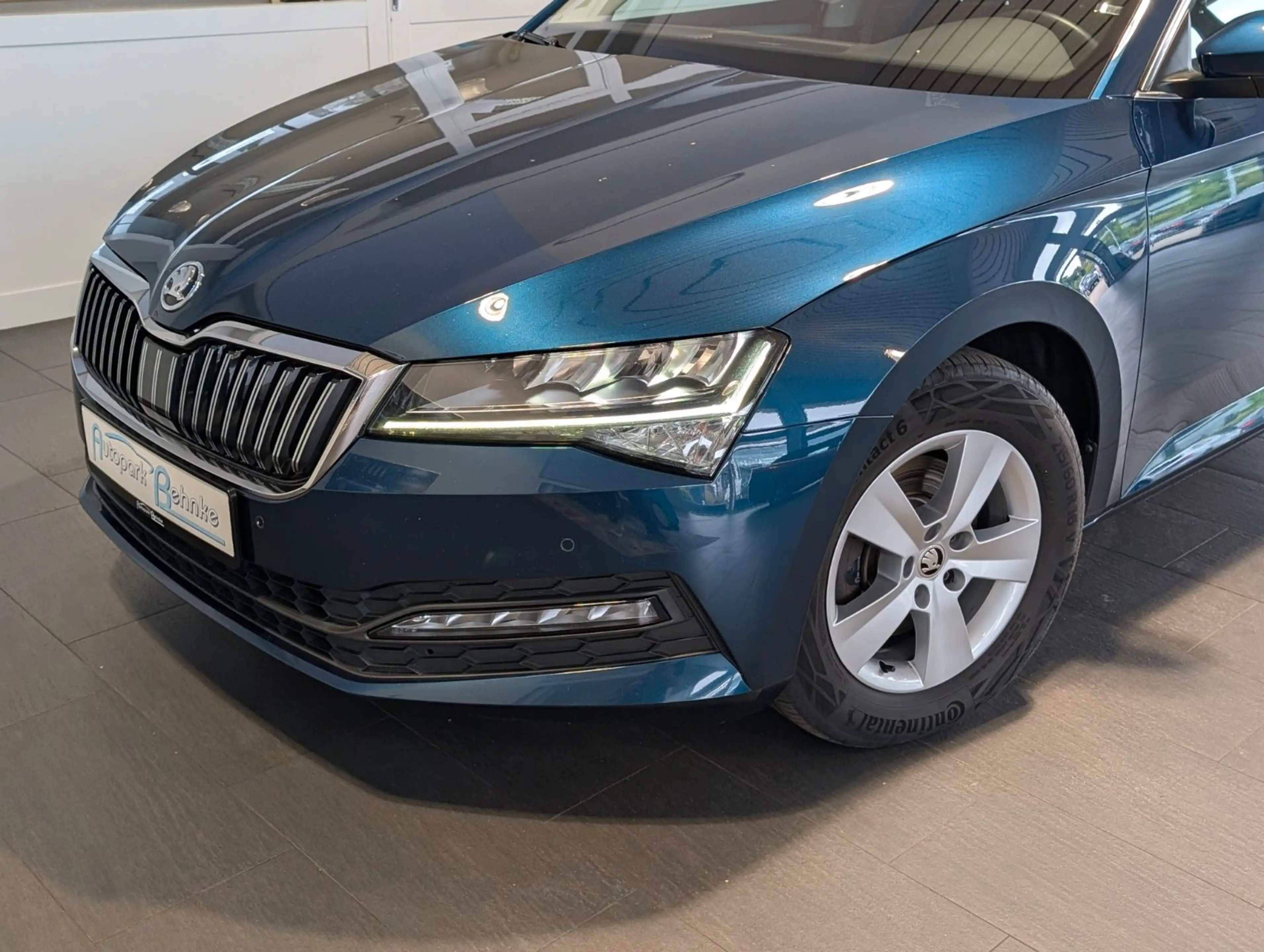 Skoda Superb 2.0TDI DSG*Amundsen*AHK*ACC*Virtual*Sitzh — photo 5
