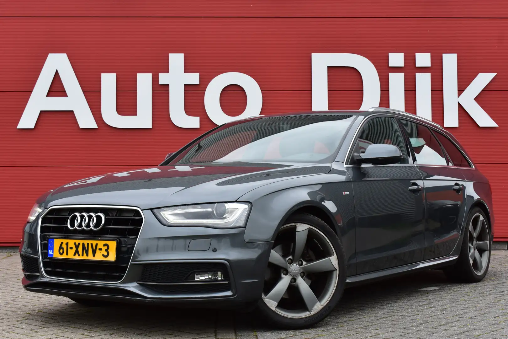 Audi A4 Avant 1.8 TFSI Pro Line S Bi-Xenon | 3x S-Line | N Grijs - 1