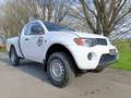 Mitsubishi L200 L200 c.cab 2.5 di-d Invite Extracab bijela - thumbnail 1