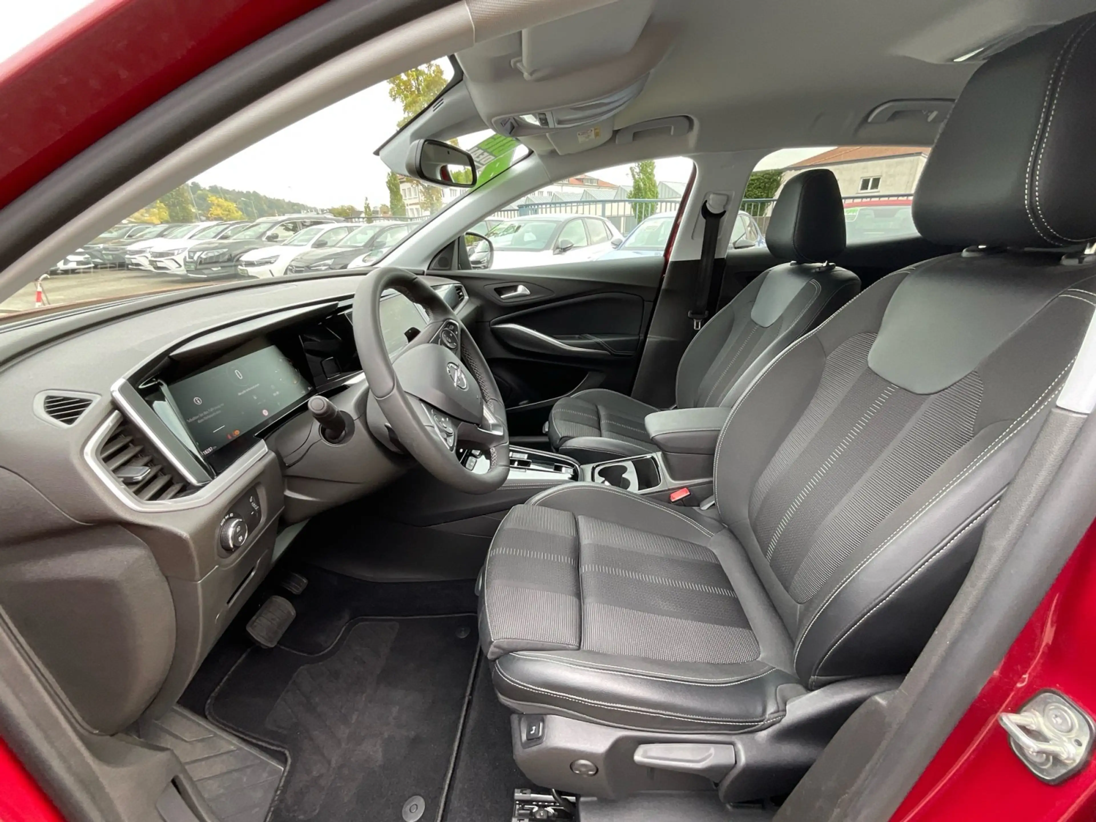 Opel Grandland 1.2 Turbo  GS Line LED+SHZ+2xKlima+LM — photo 12