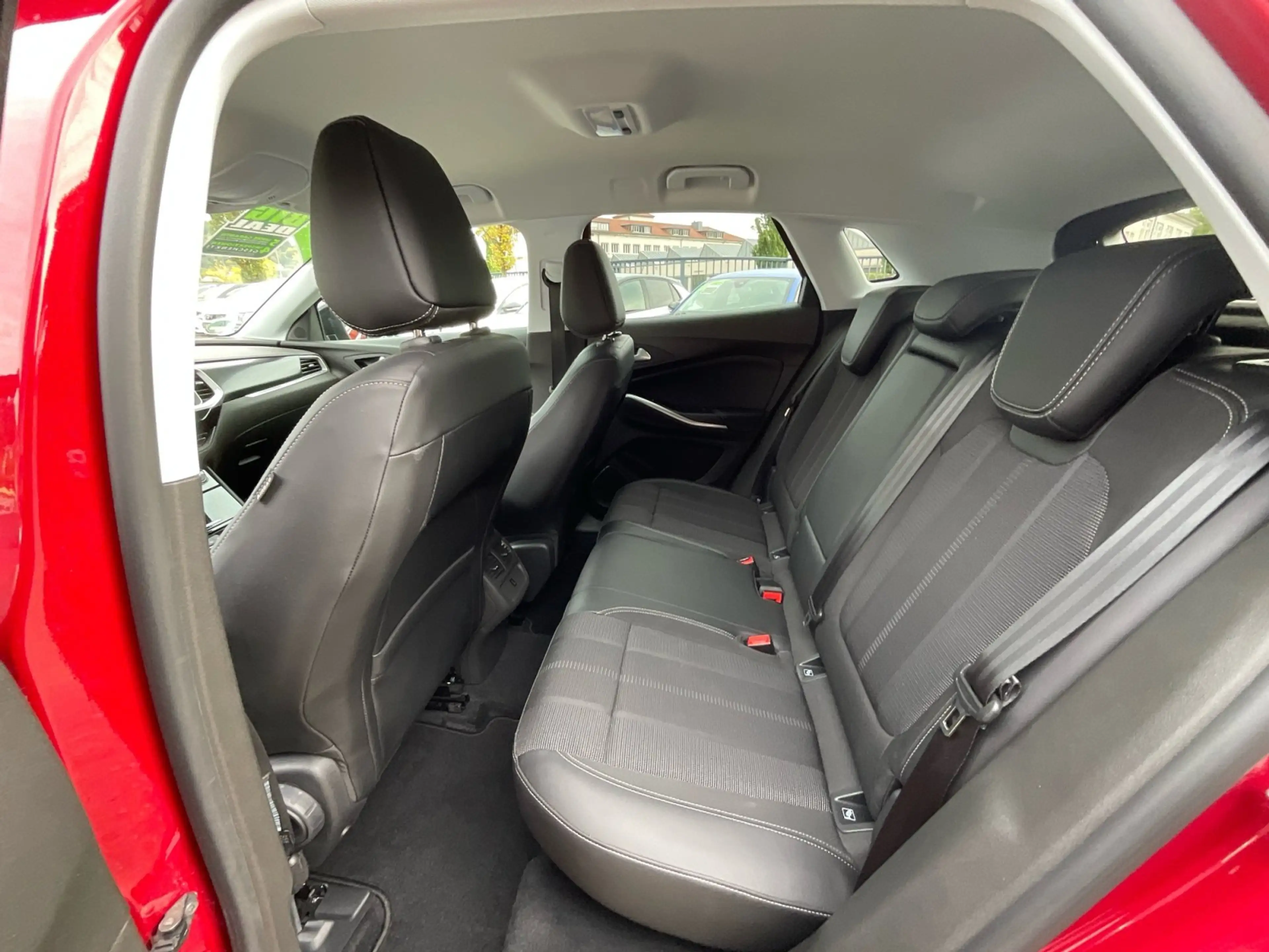 Opel Grandland 1.2 Turbo  GS Line LED+SHZ+2xKlima+LM — photo 13
