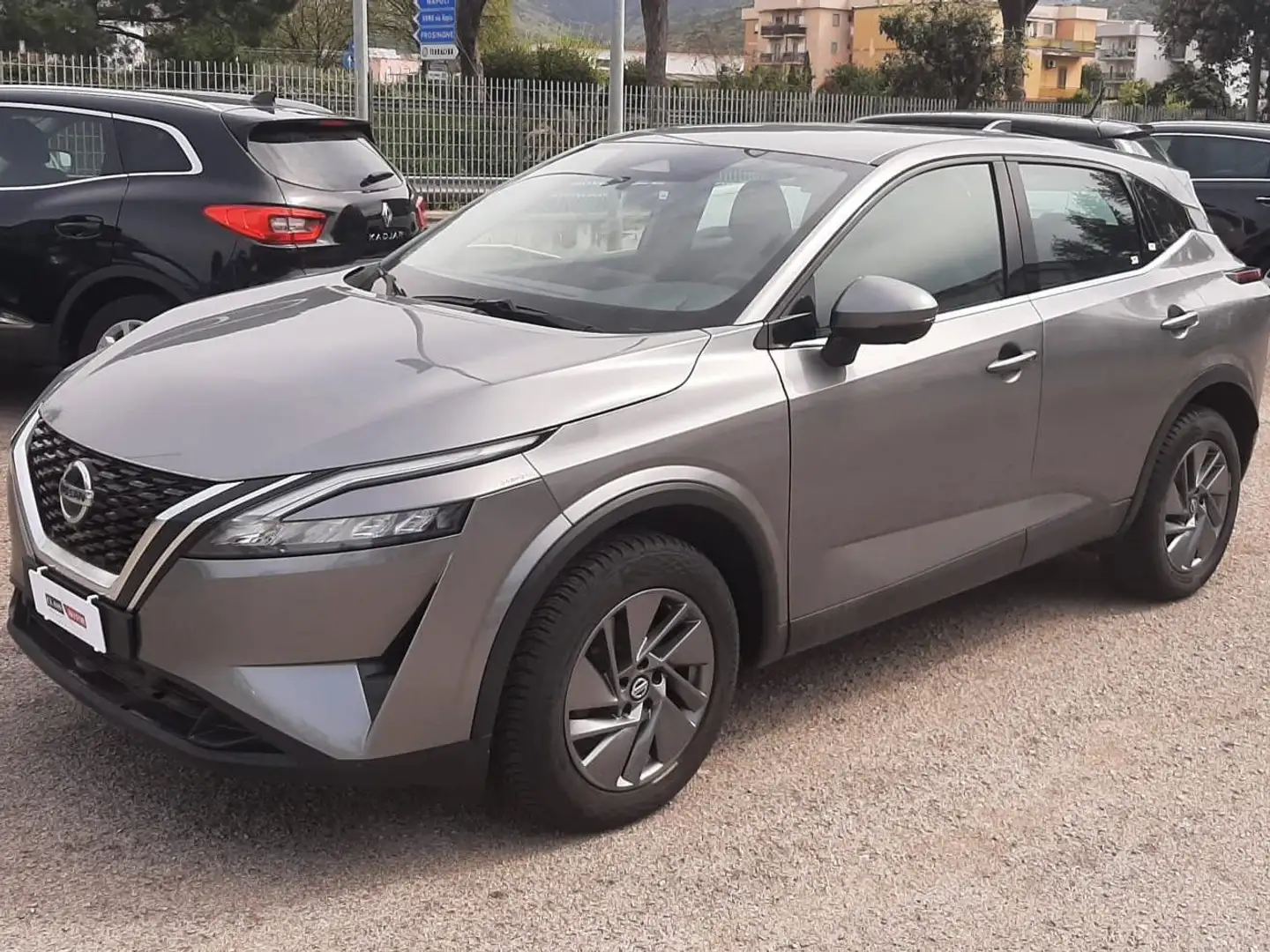 Nissan Qashqai 1.3 mhev N-Connecta 2wd 140cv Grigio - 2