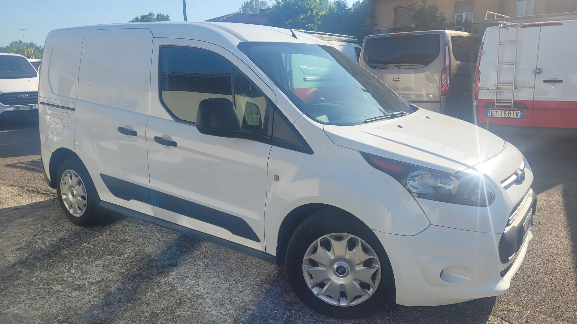 Ford Transit Connect 200 1.5 TDCi 100CV PC Furgone Trend 3posti Blanc - 1