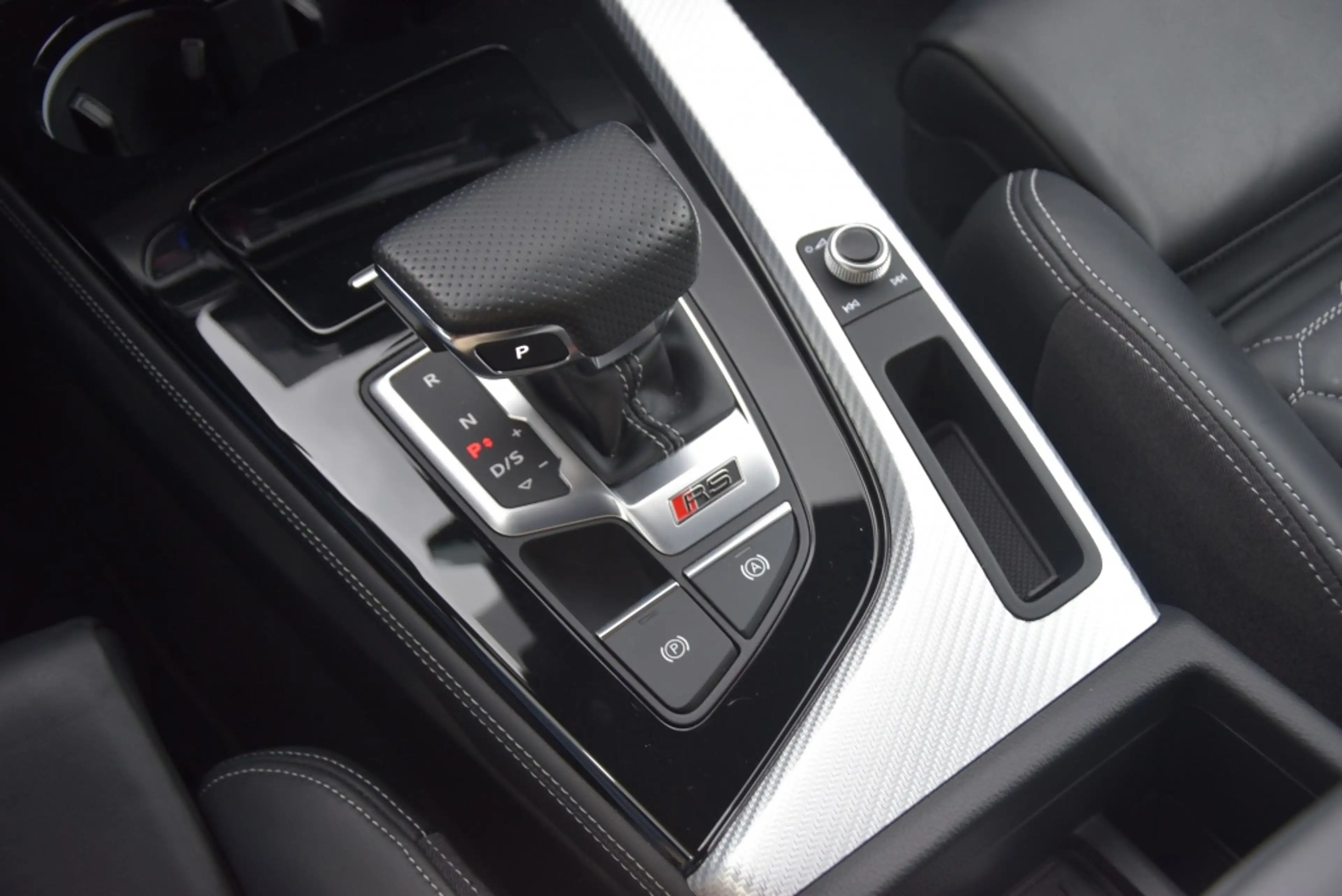 Audi RS4 2.9 TFSI quattro 450PK SportuitlaatRS/Sportdif/Hea — photo 34