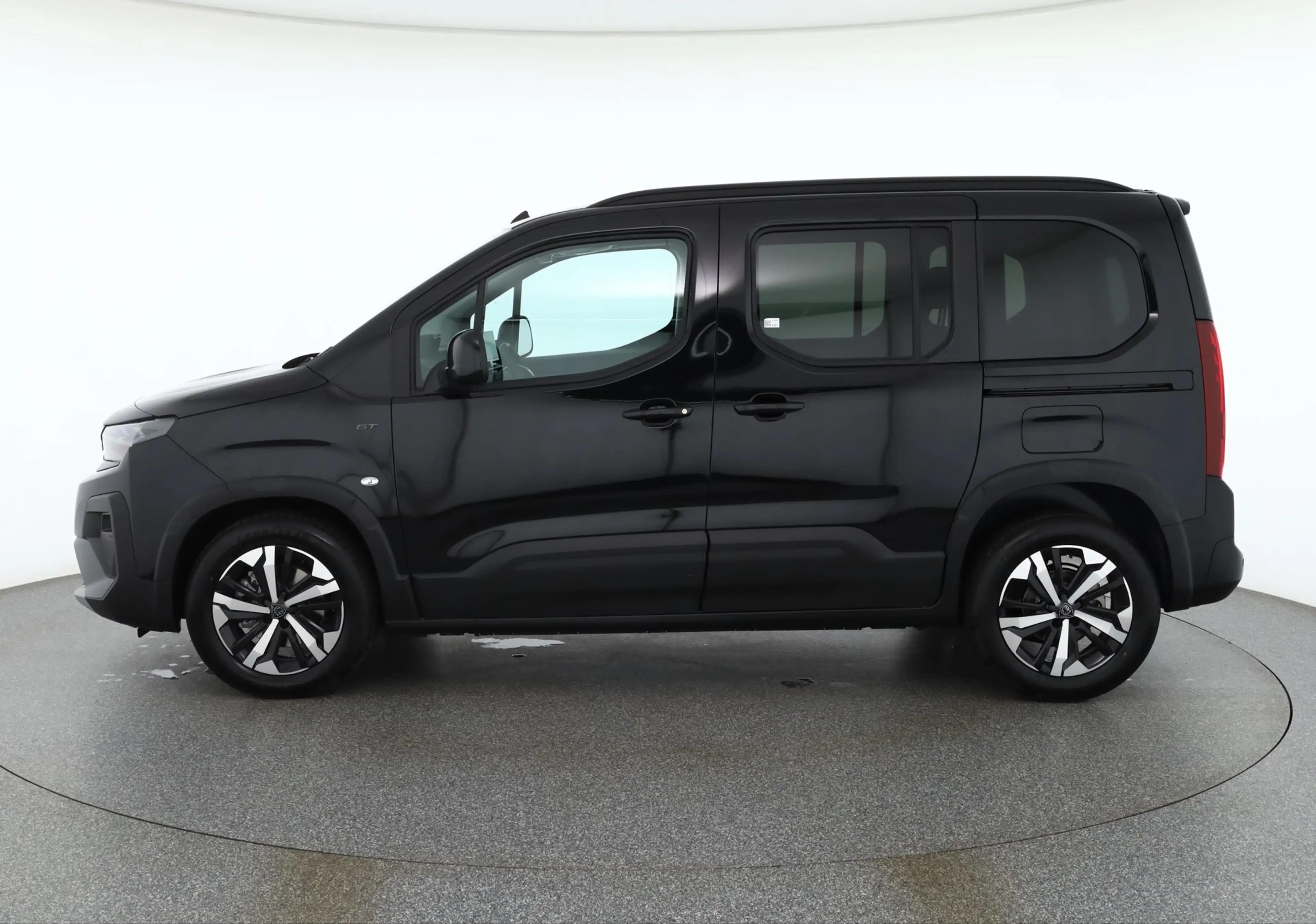 Peugeot Rifter GT 1.5 BlueHDi 130 Aut LED ACC Kamera — photo 2