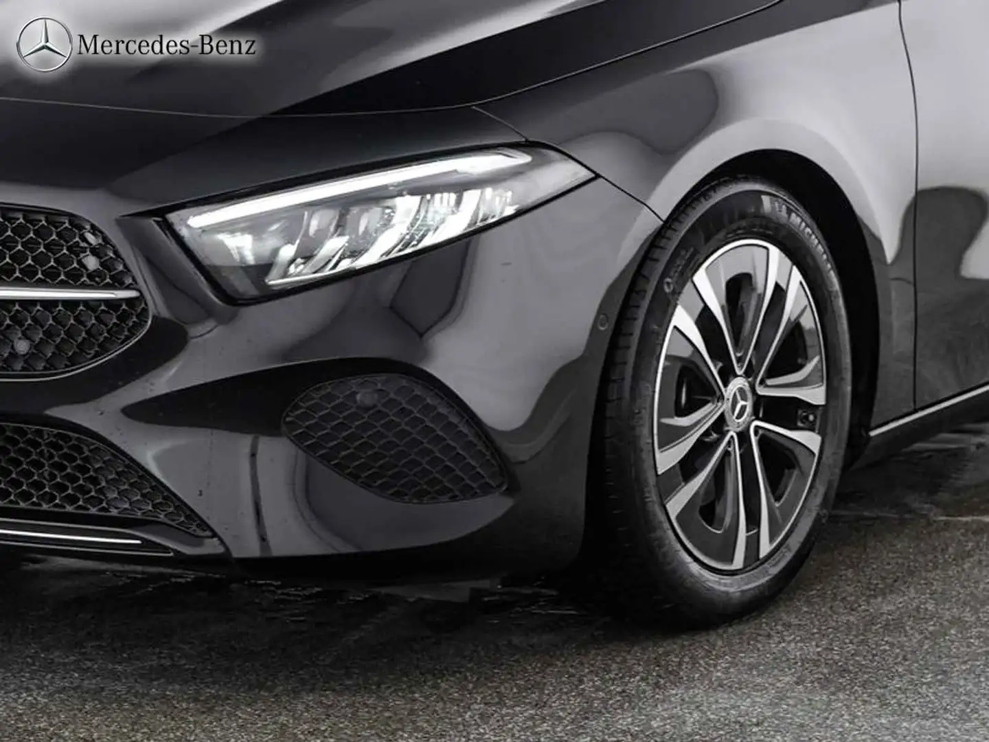 Mercedes-Benz A 200 Limousine Progressive RüKam+MBUX+LED+17 Schwarz - 2