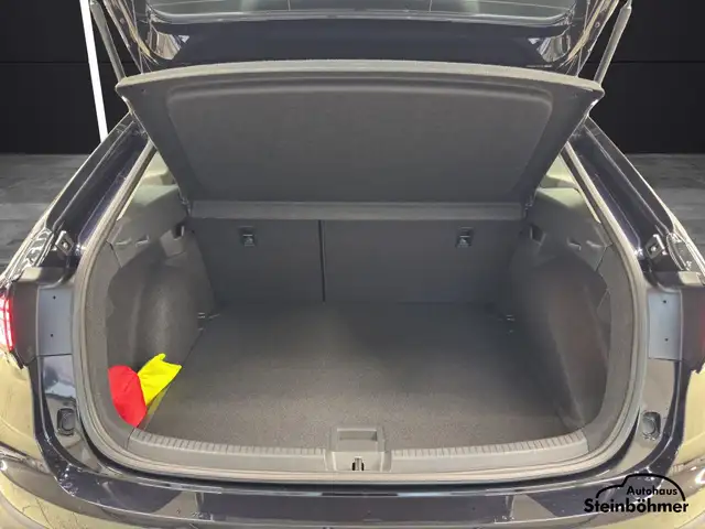 Volkswagen Taigo view 6