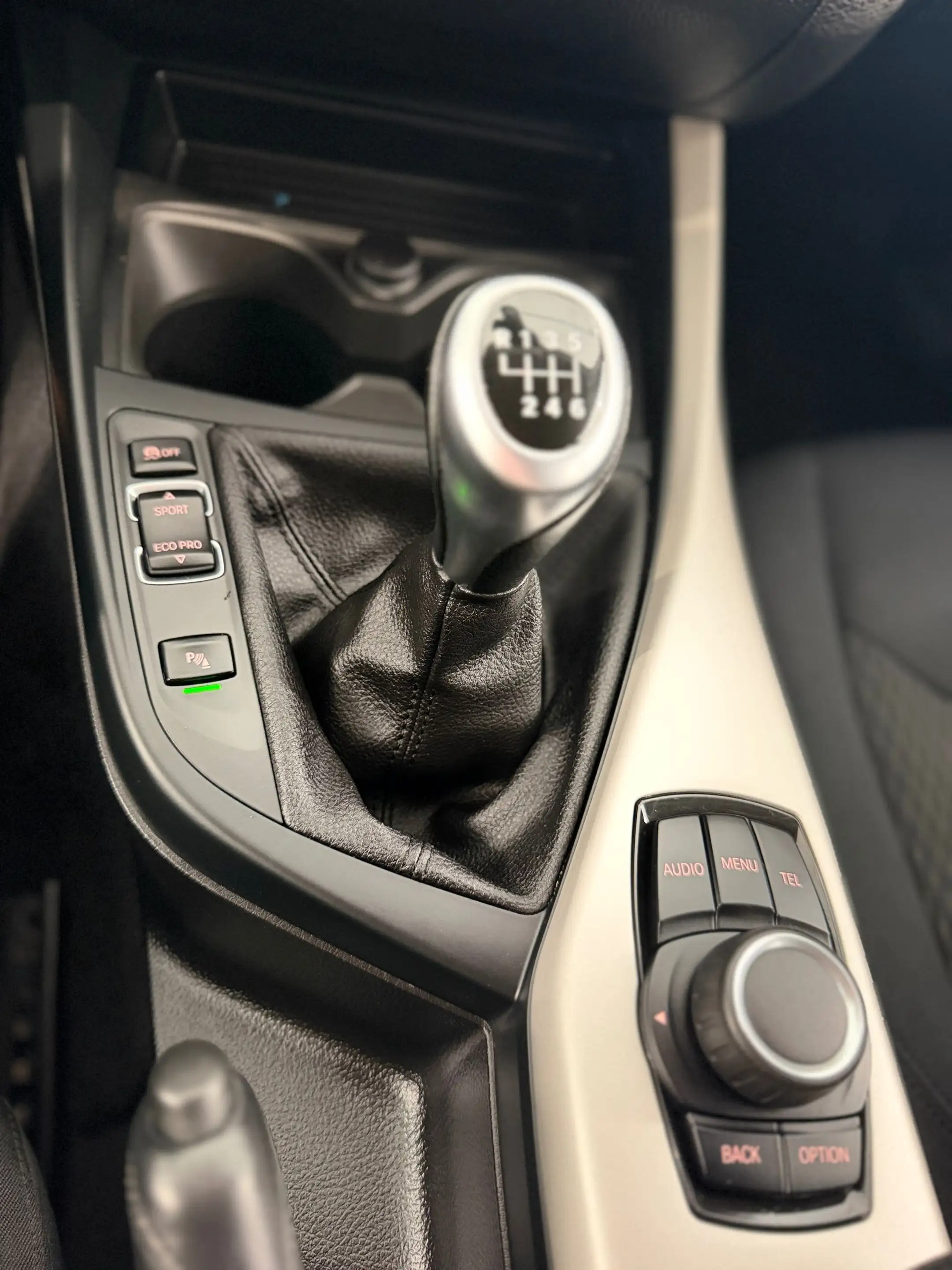 BMW 120 xDrive — photo 13