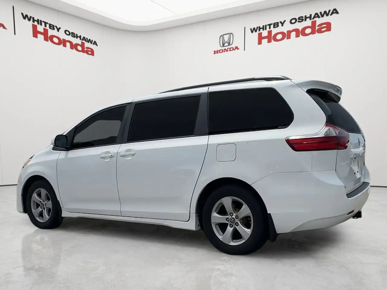 Toyota Sienna fotografie Toyota Sienna