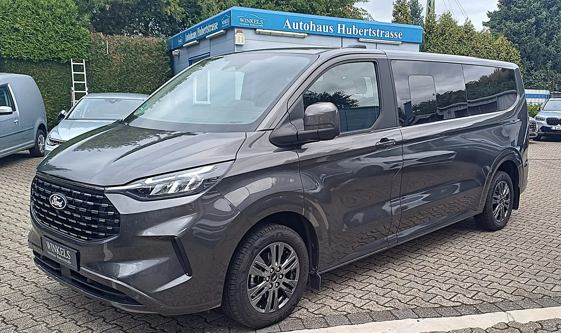 Ford Tourneo Custom Tourneo CustomTitanium L2-8Gang-Navi-Leder-Kamera Grau - 1