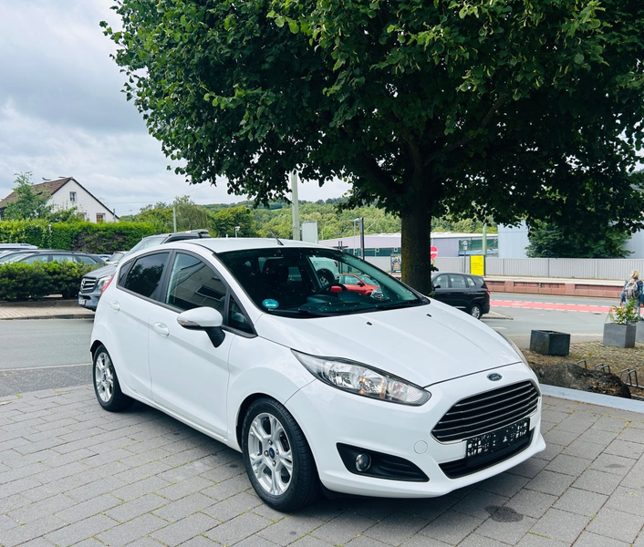 Ford Fiesta Sync Edition *Navi, SHZ, Klima* — photo 5