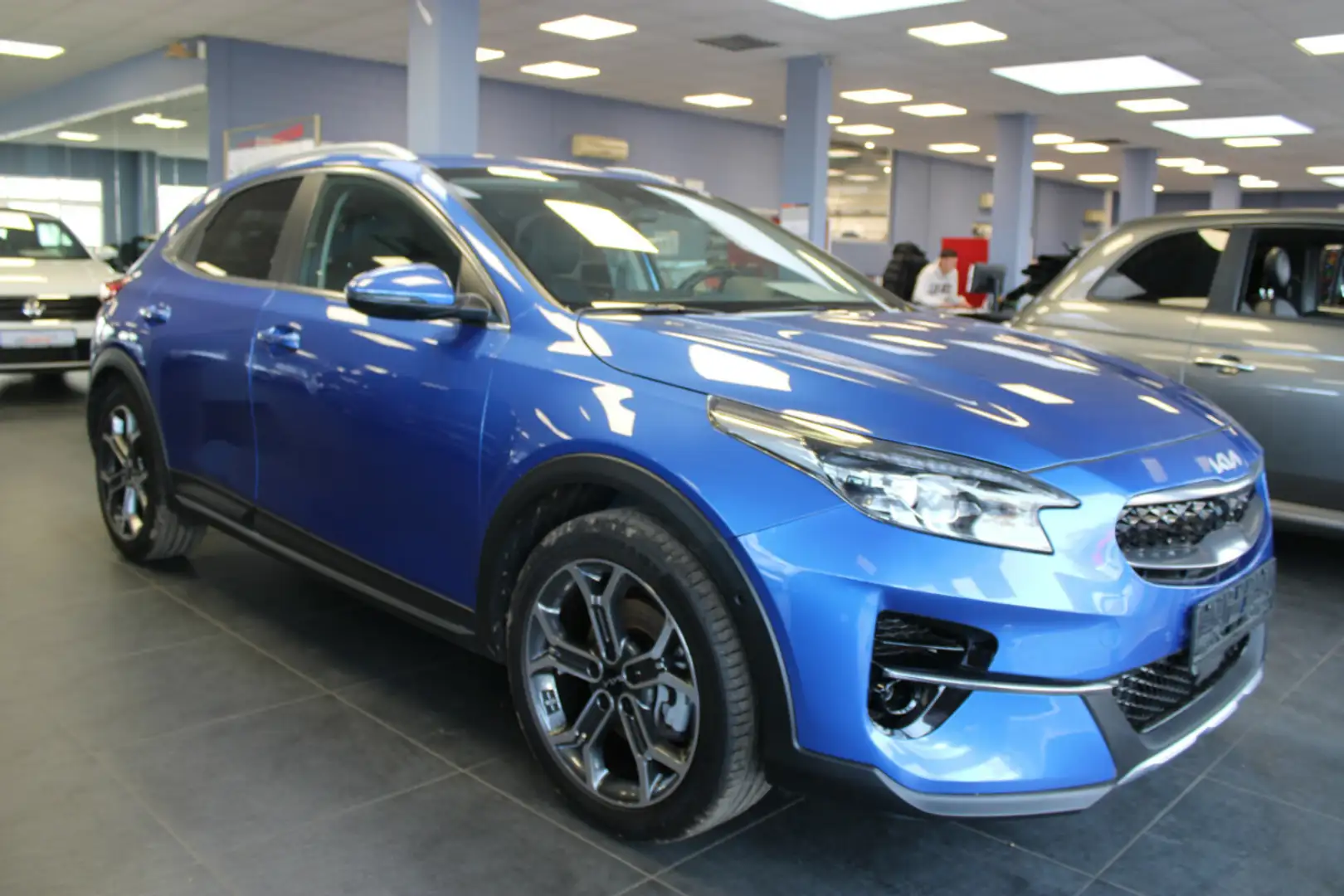 Kia XCeed 1.6 GDI DCT6 OPF Plug-in-Hybrid Spirit Blau - 1