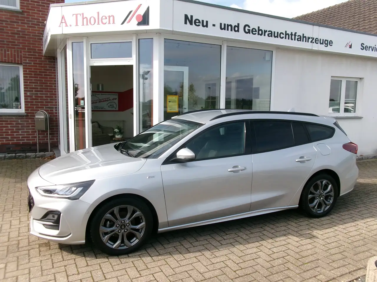 Ford Focus ST-Line X, EB, Navi, LED, AHK, HUD, Dig., — photo 1 of 25