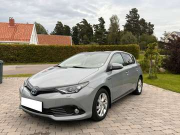 Auris 1.4i VVT-i Edge