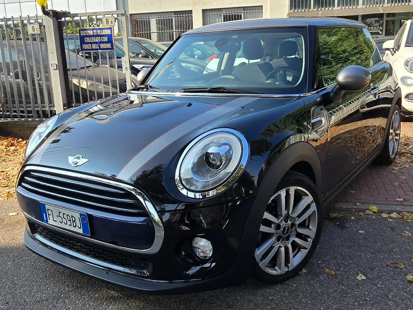 MINI Cooper D Cooper 1.5 Hype 3p Automatic OK NEOPATENTATI Nero - 1