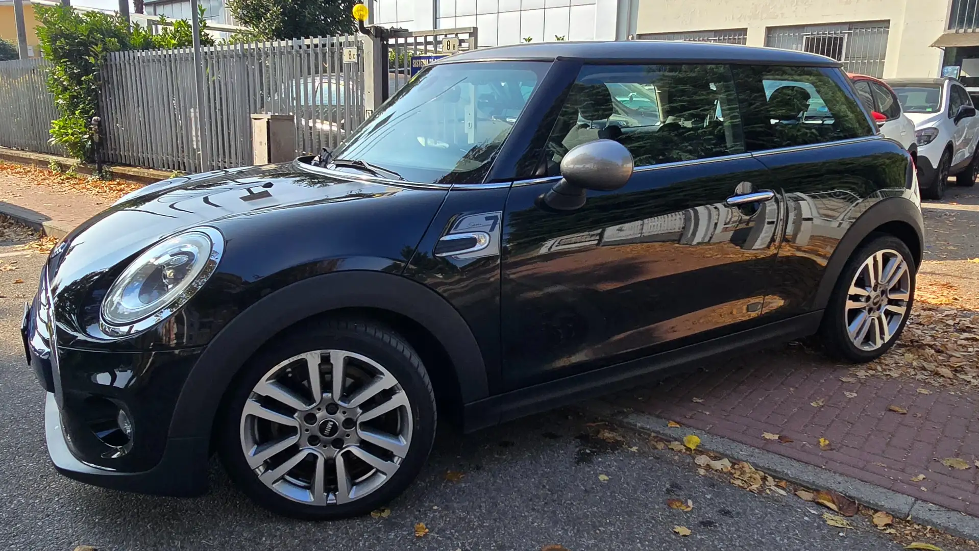 MINI Cooper D Cooper 1.5 Hype 3p Automatic OK NEOPATENTATI Nero - 2