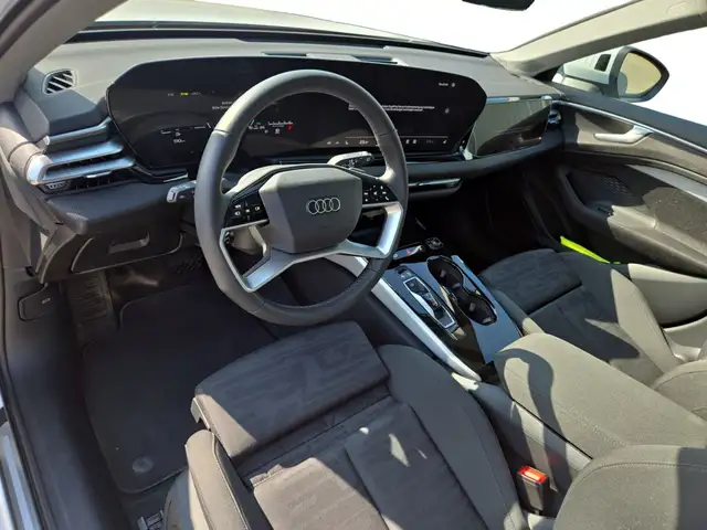 Audi A6 view 4