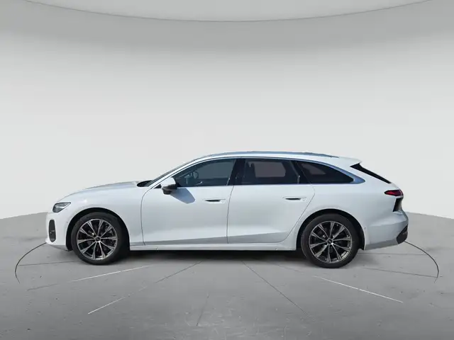 Audi A6 view 6