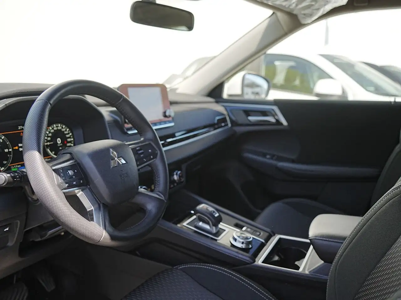 Mitsubishi Outlander fotografie Mitsubishi Outlander
