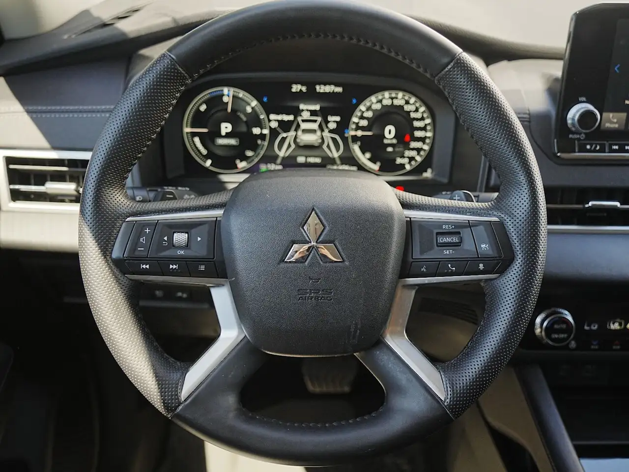 Mitsubishi Outlander fotografie Mitsubishi Outlander
