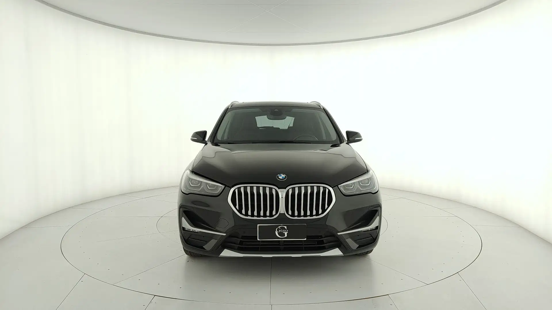 BMW X1 xdrive25e xLine auto Noir - 2