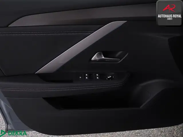 Opel Astra view 14