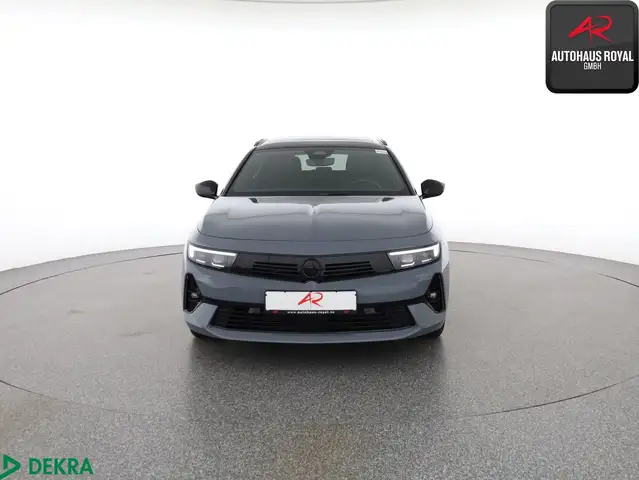 Opel Astra view 8