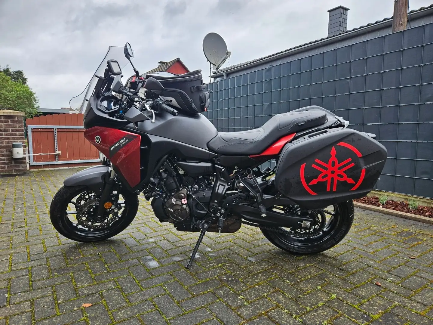 Yamaha Tracer 700 Zilver - 1