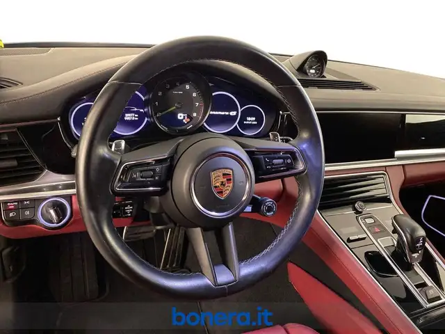 Porsche Panamera view 15
