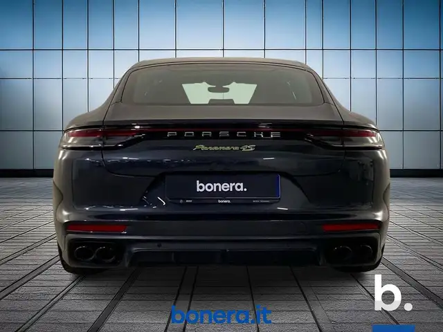 Porsche Panamera view 6