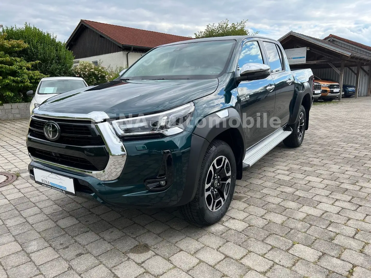 Toyota Hilux Executive 2.8 AT*DOKA*DAB*Leder*NAVI*360° Grün - 1