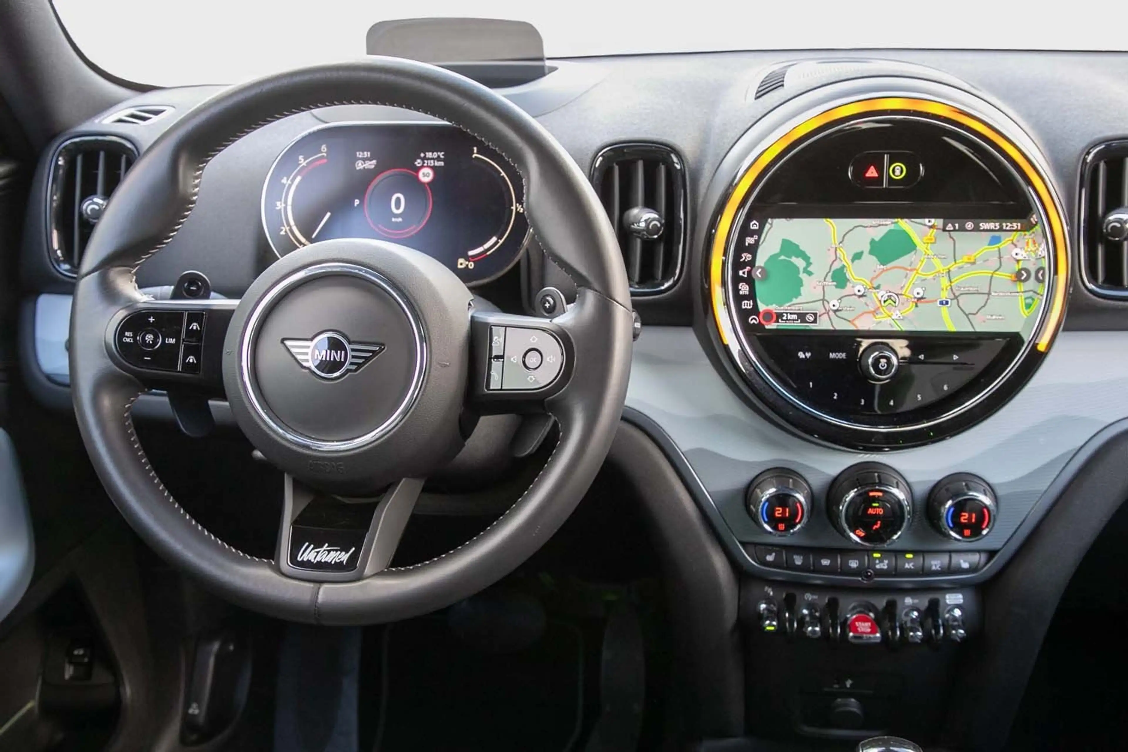 MINI Cooper SD Countryman Cooper SD ALL4 UNTAMED Edition HeadUp RfKam AHK — photo 13