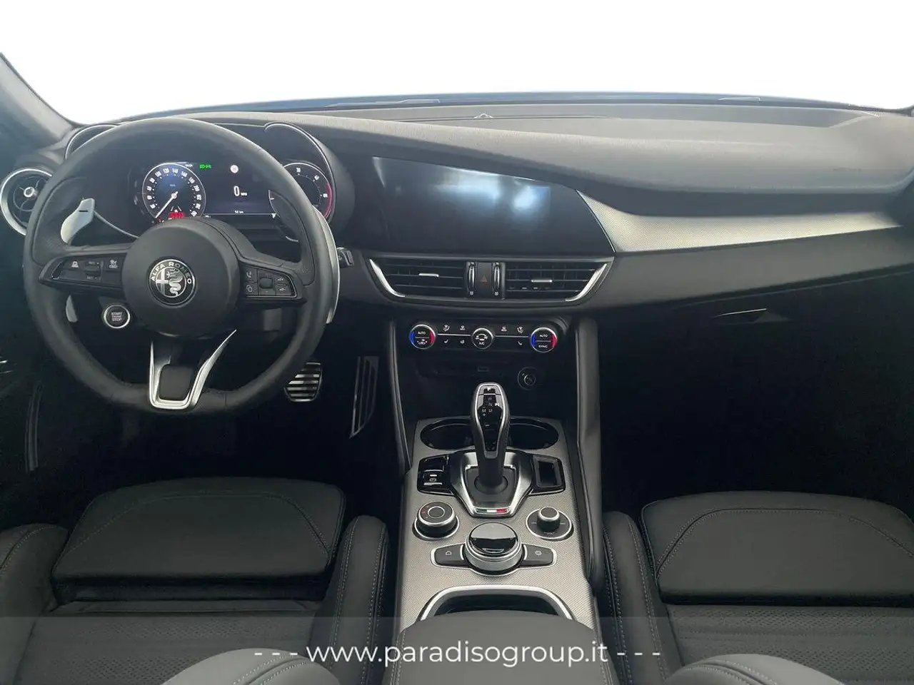 Alfa Romeo Giulia 2025 — фото 12