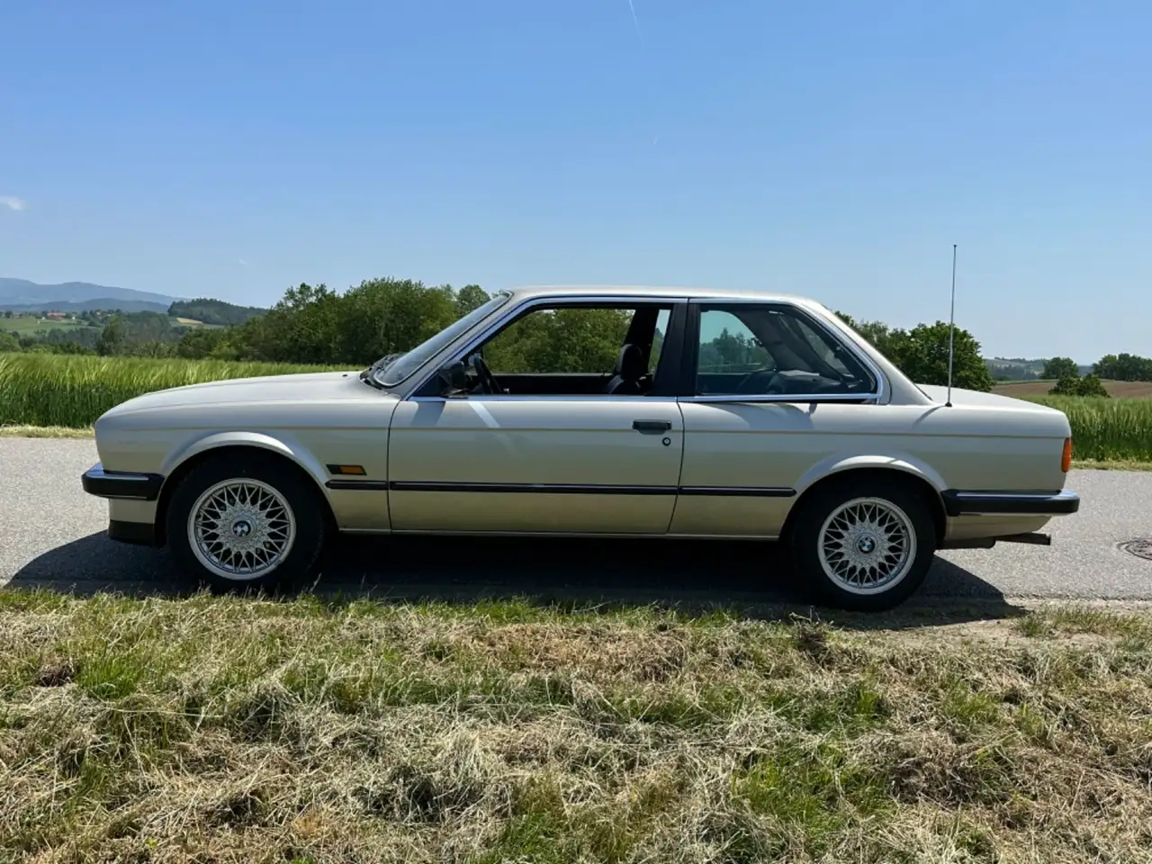 BMW 325 e e30 Klappfenster ohne SSD H Kennzeichen, foto 2
