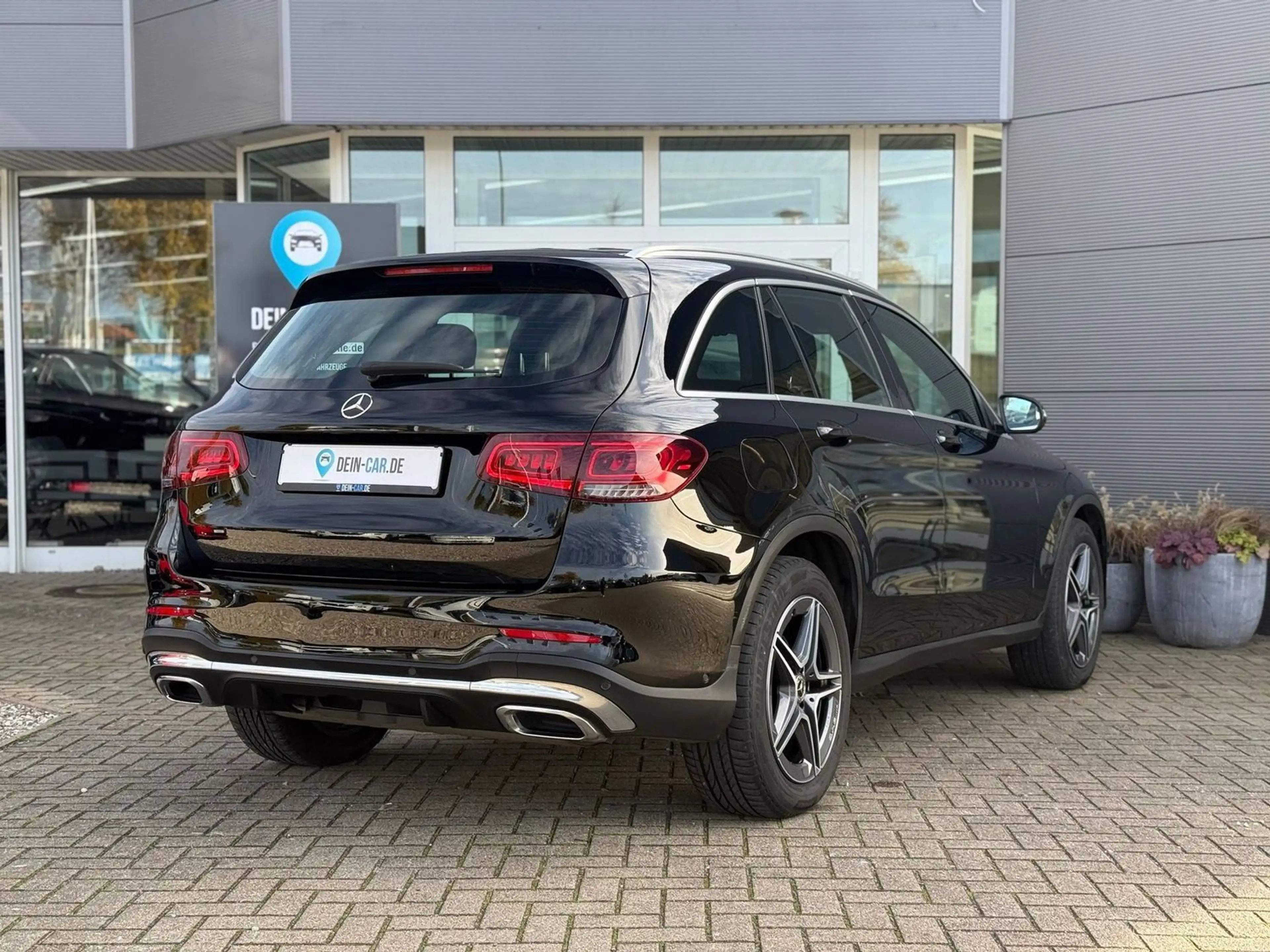 Mercedes-Benz GLC 200 AMG Line ACC LED AHK PDC SHZ el.Heck Kam. — photo 5