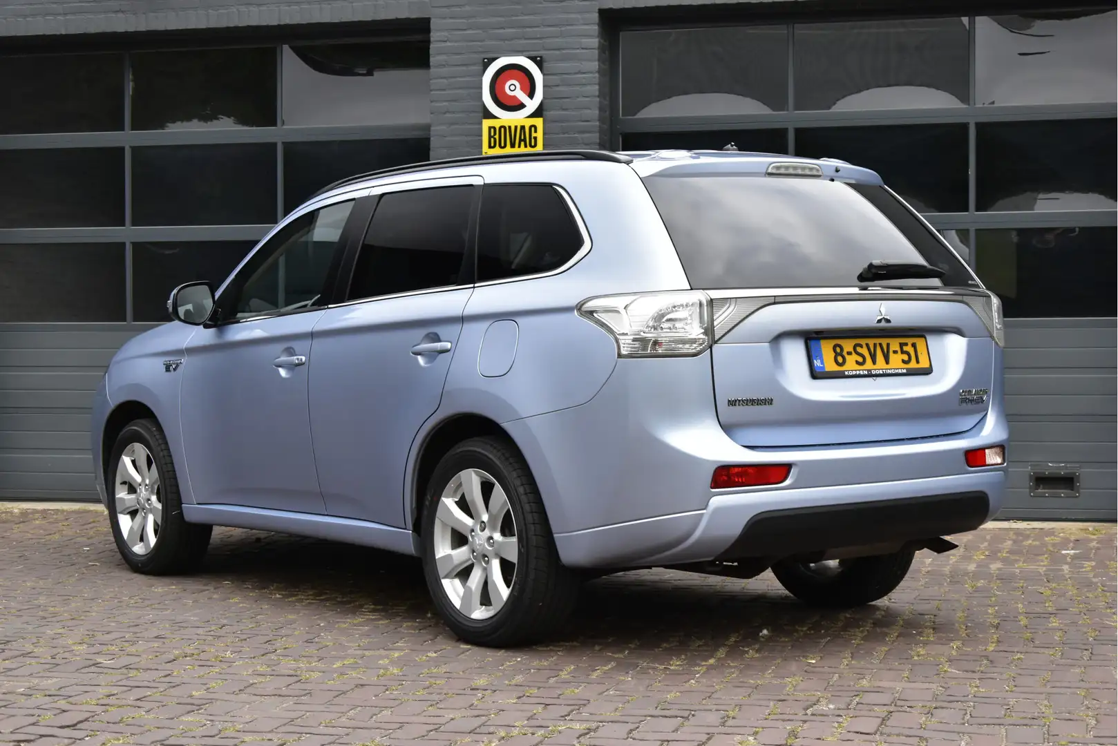 Mitsubishi Outlander 2.0 PHEV Instyle Zilver - 2