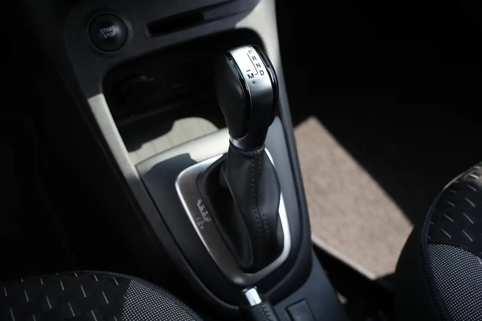 Renault Captur Captur 1.3 tce  150cv edc fap Grigio - 1
