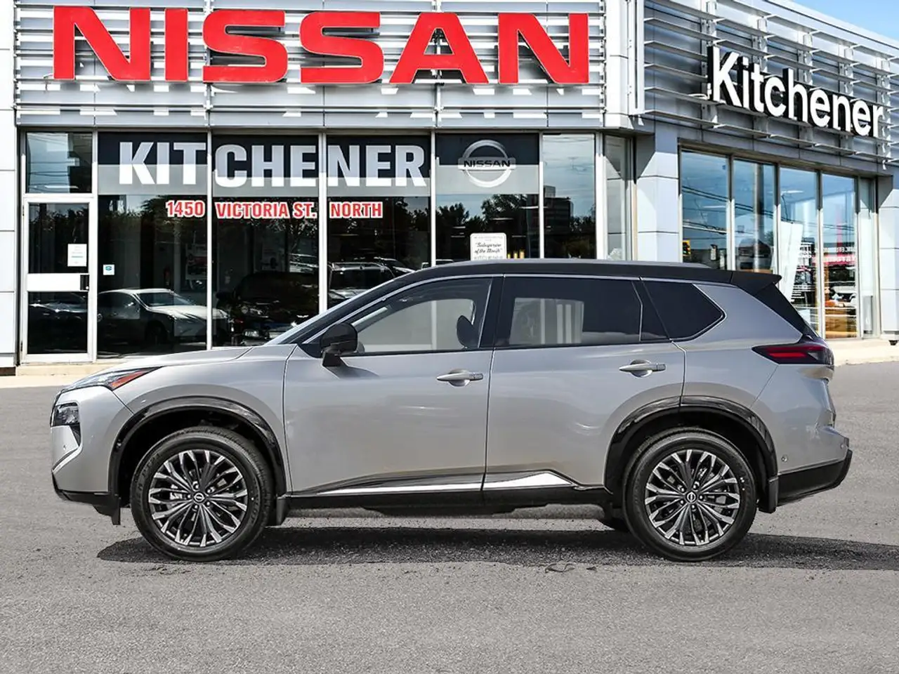 Nissan Rogue снимка Nissan Rogue