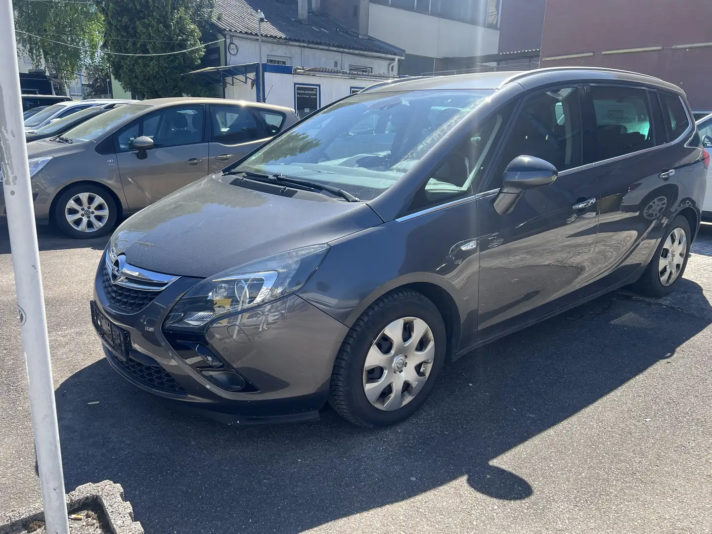 Opel Zafira Tourer Innovation 7 Sitzen siva - 1