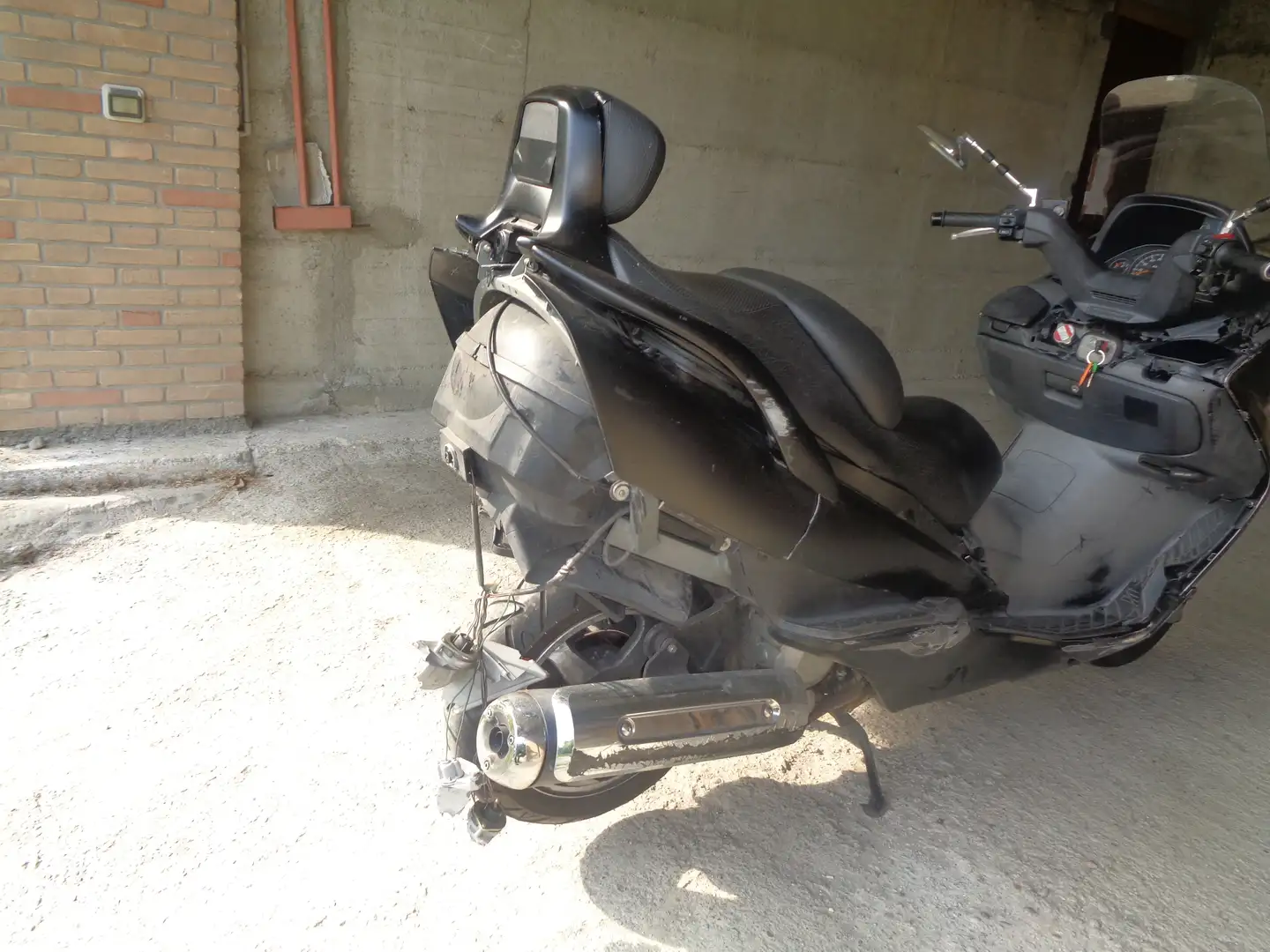 Suzuki Burgman 400 Noir - 2