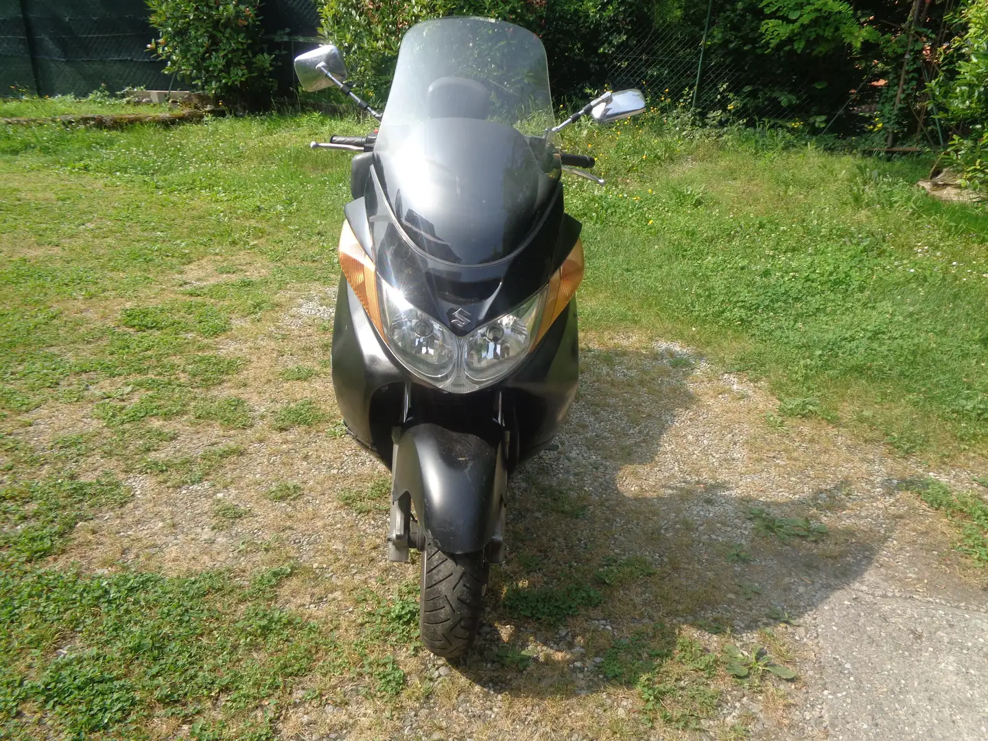 Suzuki Burgman 400 Noir - 1