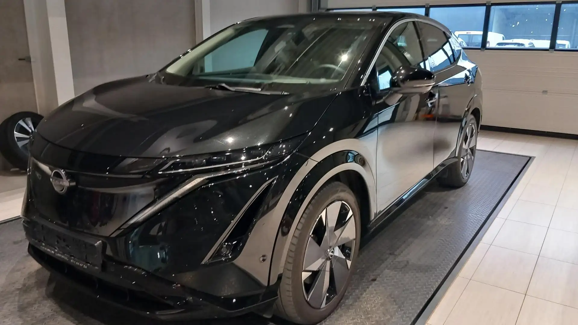 Nissan Ariya 87 kWh Evolve met Nappa Leder Zwart - 1