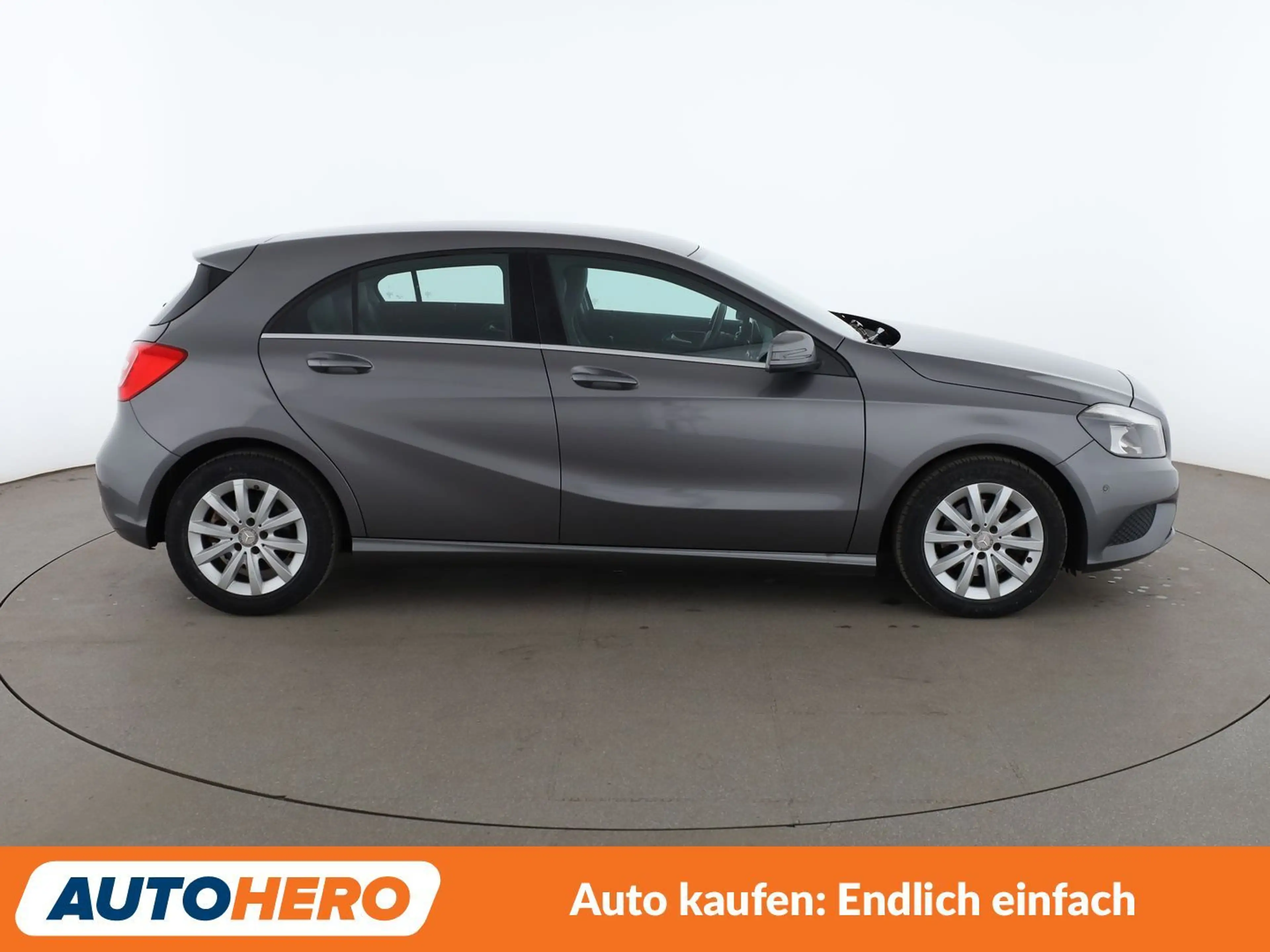 Mercedes-Benz A 180 A 180 BlueEfficiency Style*NAVI*PDC*SHZ*BT* — photo 7