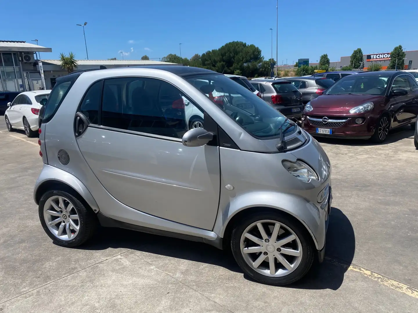 smart forTwo 700 coupé pulse (45 kW) Grigio - 2