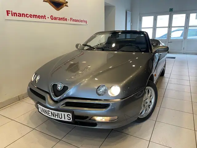 Alfa Romeo Spider 2.0i 16v T.Spark I ENTRETIEN + DISTRI OK