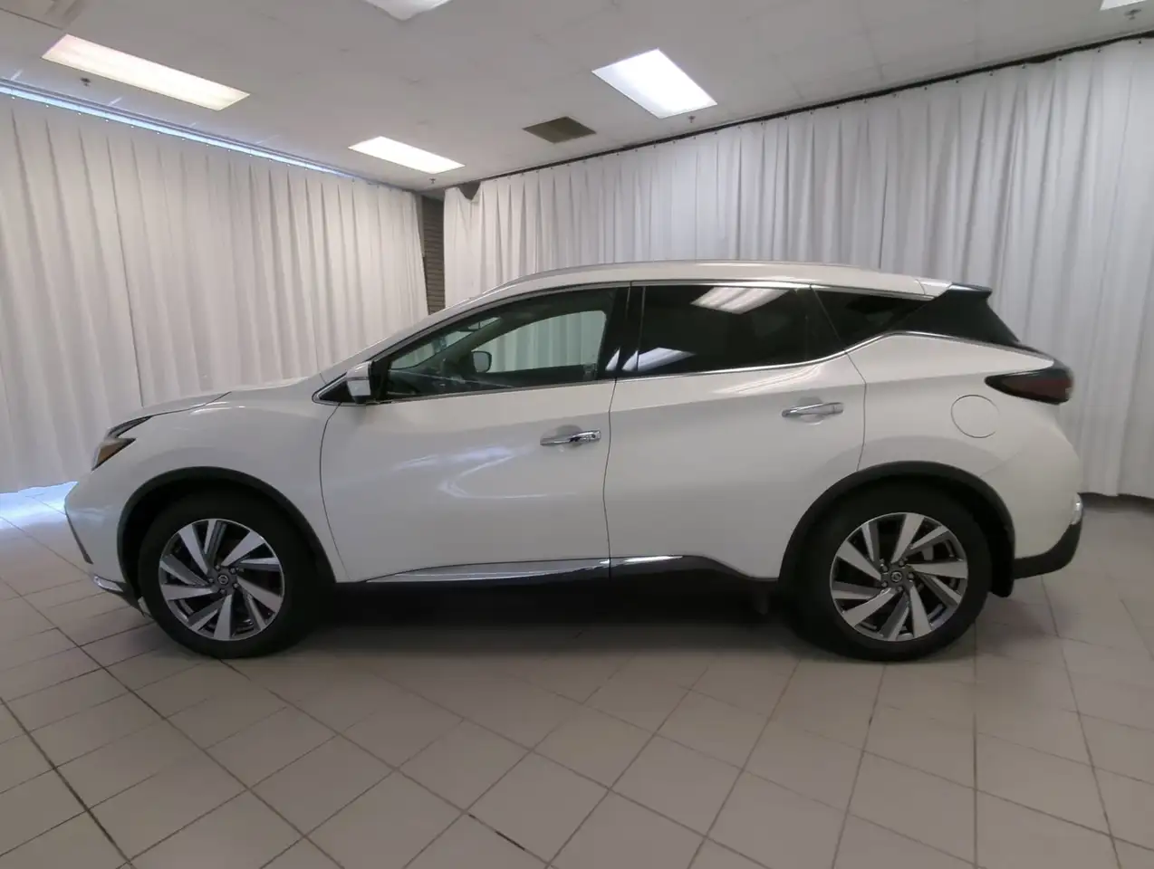 Nissan Murano снимка Nissan Murano