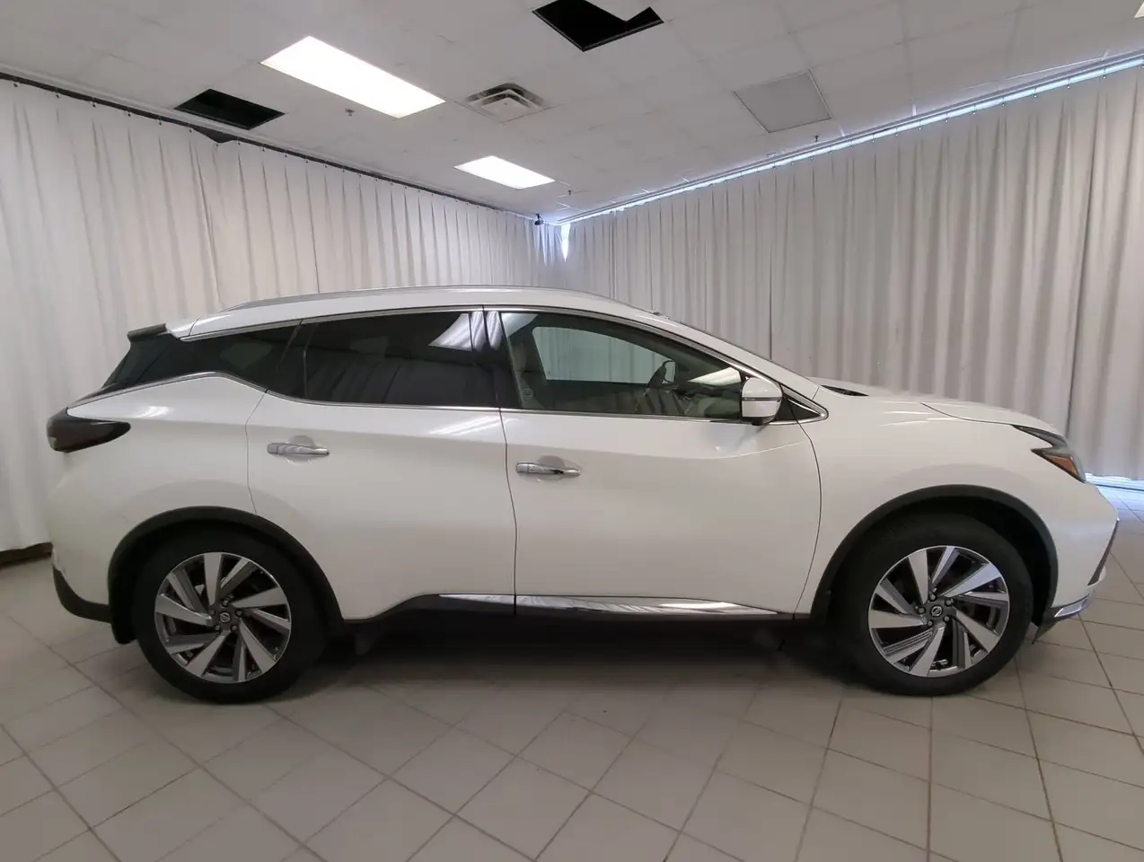 Nissan Murano снимка Nissan Murano