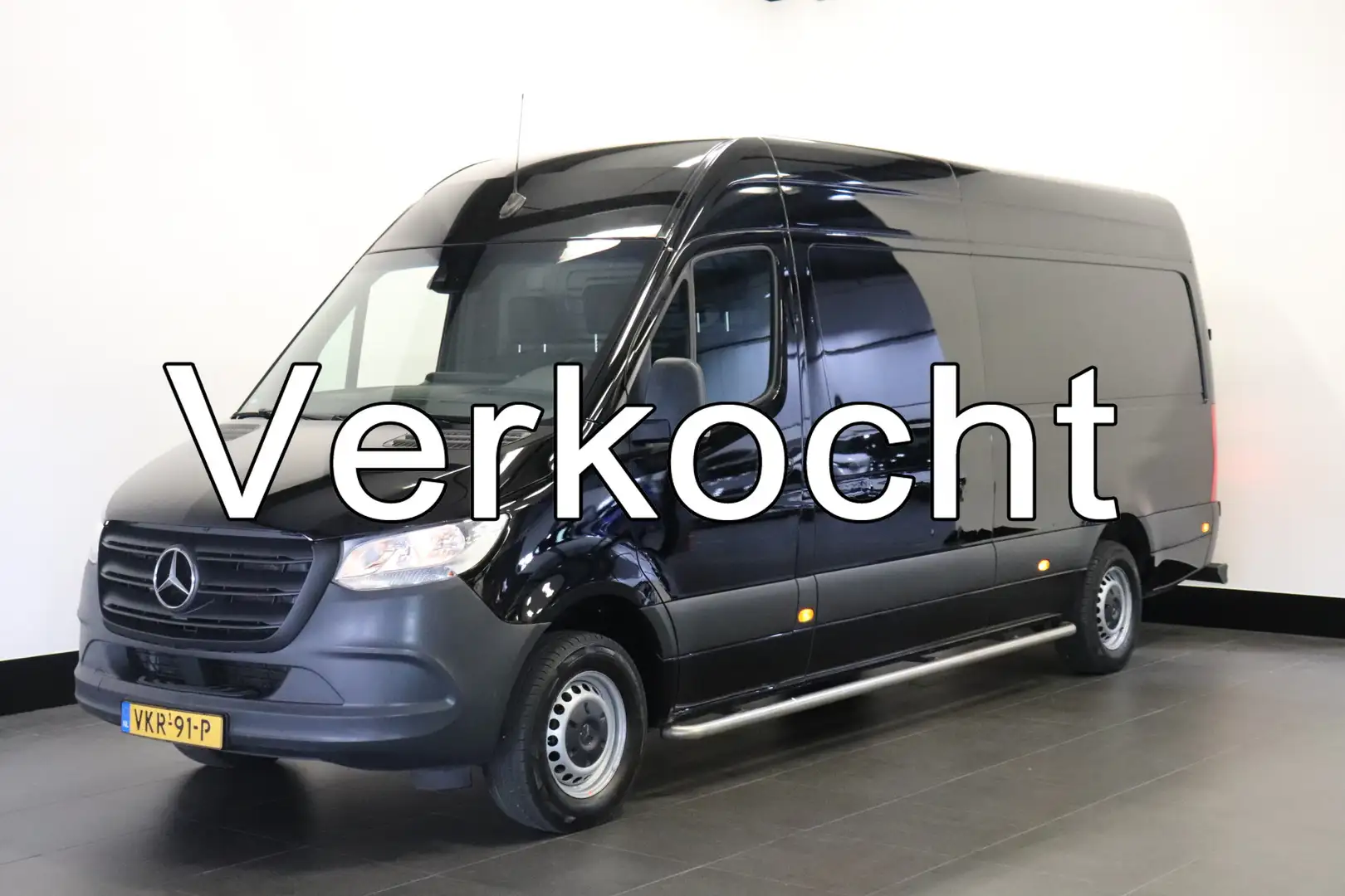 Mercedes-Benz Sprinter 315 1.9 CDI L3H2 Automaat EURO 6 - Airco - Navi - Zwart - 1